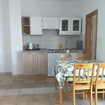 With Parking Space - 17696 * Примоштен