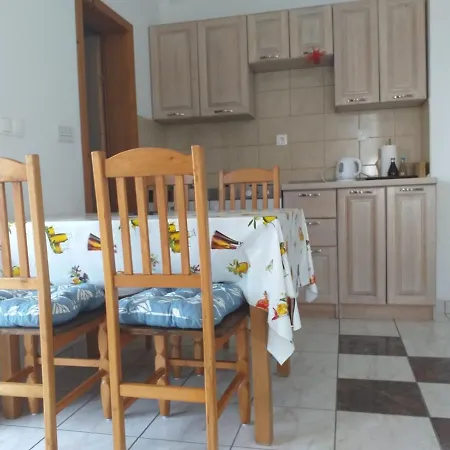 With Parking Space - 17696 * 普利莫顿