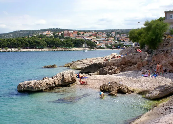 Apartamento With Parking Space - 17696 Primošten